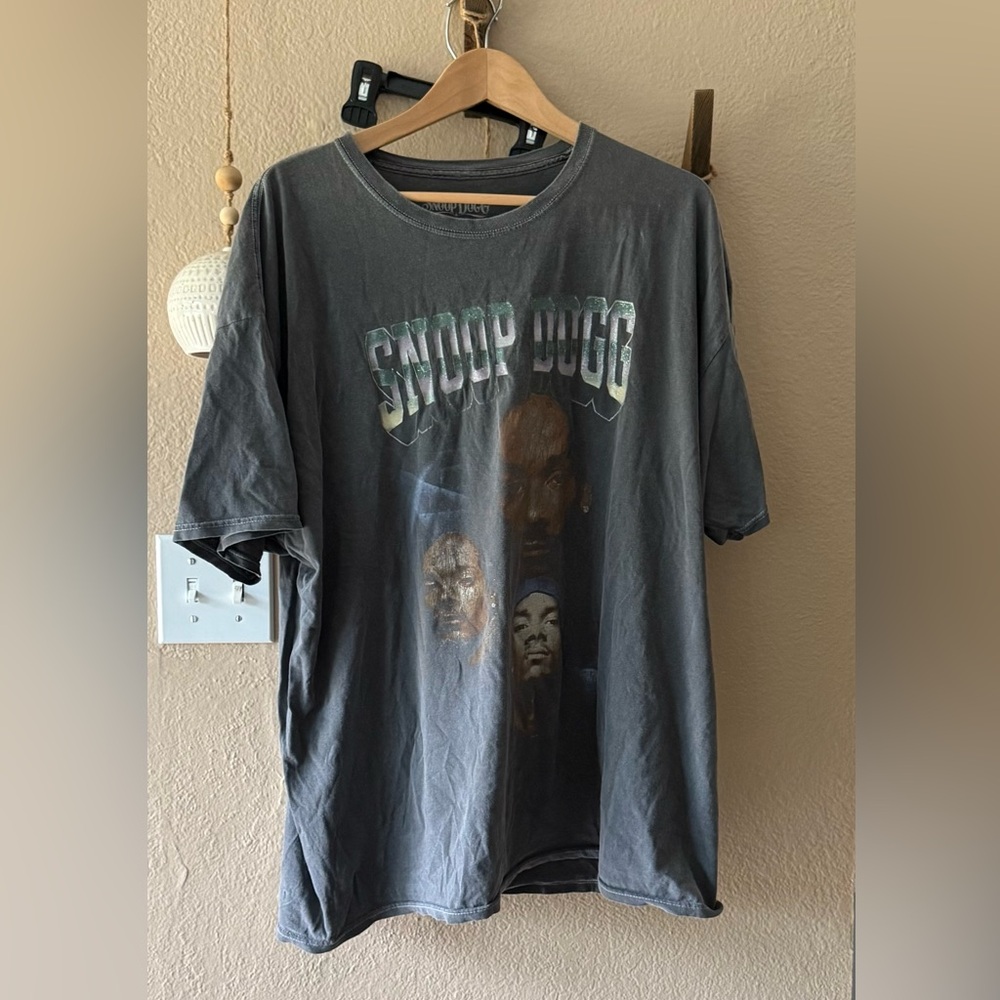 Gray Snoop Dogg Graphic T-Shirt